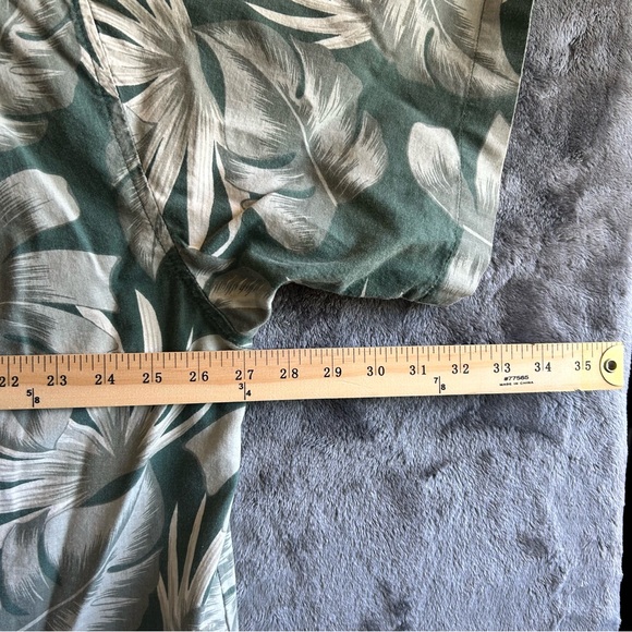 Vintage Cherokee Waikiki Green Floral Hawaiian Shirt Men’s XL Cotton - Picture 7 of 8